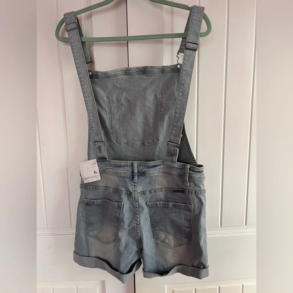 KanCan Blue Denim Women Jean Shorts Overalls Size XL - Picture 3 of 3
